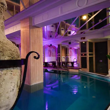 Grand Michelacci Hotel