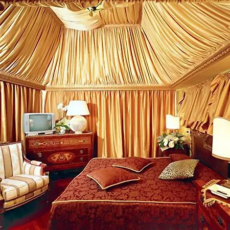 Hotell Grand Michelacci 4*