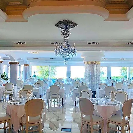 Hotel Grand Michelacci 4*