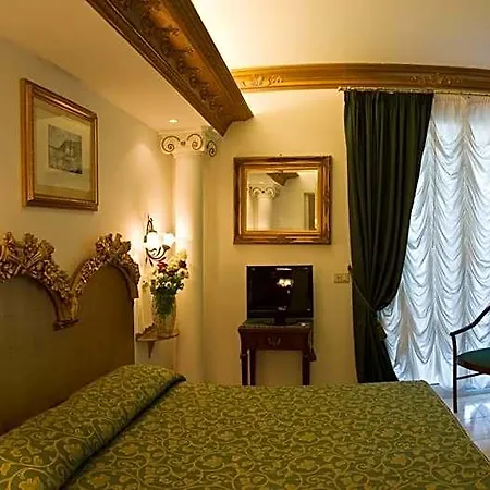 Grand Michelacci Hotel