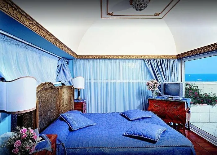 Grand Michelacci Hotel 4*